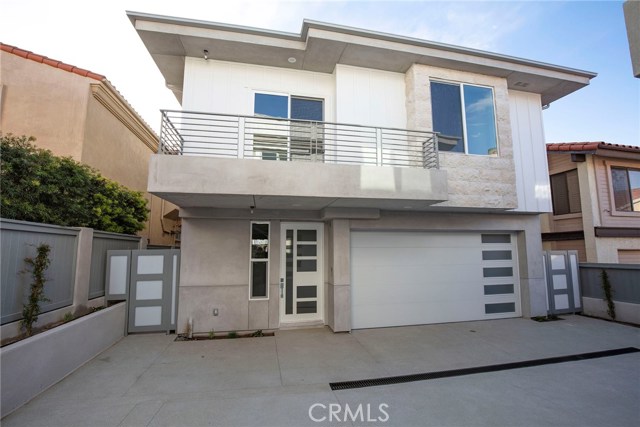 213 Juanita Avenue, Redondo Beach, California 90277, 4 Bedrooms Bedrooms, ,4 BathroomsBathrooms,Residential,Sold,Juanita,SB19068362