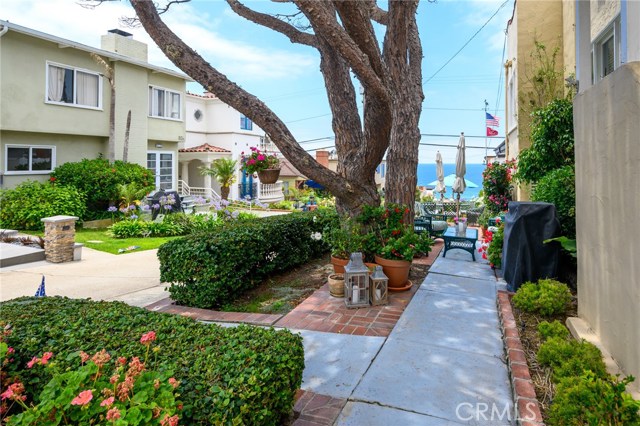 3201 Alma Avenue, Manhattan Beach, California 90266, 2 Bedrooms Bedrooms, ,2 BathroomsBathrooms,Residential,Sold,Alma,SB19163986