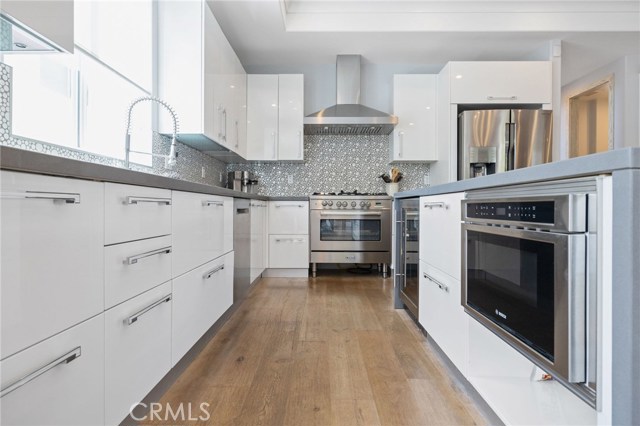 2019 Farrell Avenue, Redondo Beach, California 90278, 4 Bedrooms Bedrooms, ,4 BathroomsBathrooms,Residential,Sold,Farrell,SB20115506