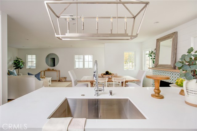 520 Maria Avenue, Redondo Beach, California 90277, 3 Bedrooms Bedrooms, ,2 BathroomsBathrooms,Residential,Sold,Maria,SB19272797