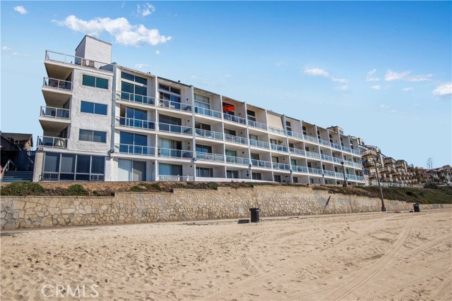 615 Esplanade, Redondo Beach, California 90277, 1 Bedroom Bedrooms, ,1 BathroomBathrooms,Residential,Sold,Esplanade,SB18261238