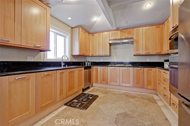 502 Juanita Avenue, Redondo Beach, California 90277, 3 Bedrooms Bedrooms, ,3 BathroomsBathrooms,Residential,Sold,Juanita,SB18028945