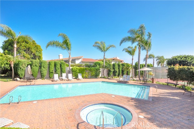 6401 Via Baron, Rancho Palos Verdes, California 90275, 4 Bedrooms Bedrooms, ,5 BathroomsBathrooms,Residential,Sold,Via Baron,PV17162261