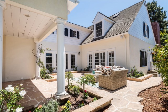3700 Via Palomino, Palos Verdes Estates, California 90274, 4 Bedrooms Bedrooms, ,4 BathroomsBathrooms,Residential,Sold,Via Palomino,SB18119950