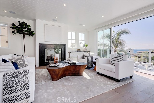 3516 Manhattan Avenue, Manhattan Beach, California 90266, 4 Bedrooms Bedrooms, ,3 BathroomsBathrooms,Residential,Sold,Manhattan,SB20011197