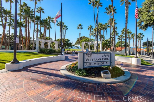 Right by the pier is Veterans Park. Your daily walk with kids or a dog?