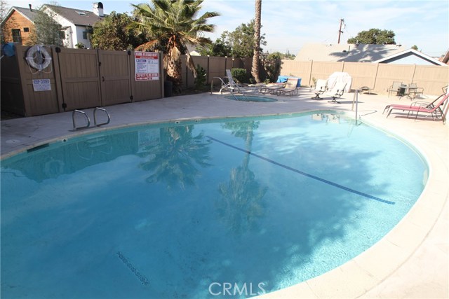 2 Bed Home for Sale in El Segundo, California