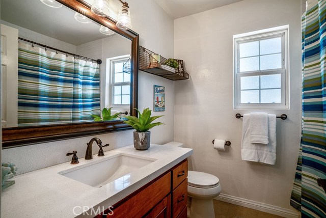 2703 Huntington Lane, Redondo Beach, California 90278, 4 Bedrooms Bedrooms, ,2 BathroomsBathrooms,Residential,Sold,Huntington,SB19175954