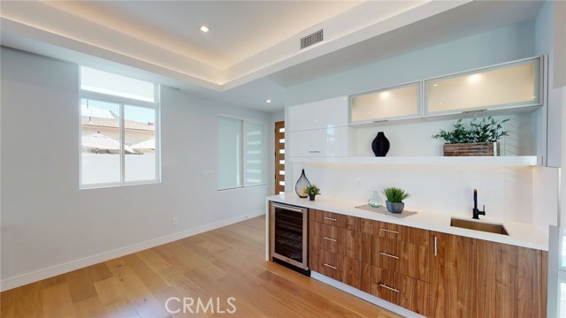 2203 Ruhland Avenue, Redondo Beach, California 90278, 4 Bedrooms Bedrooms, ,3 BathroomsBathrooms,Residential,Sold,Ruhland,PV20081344