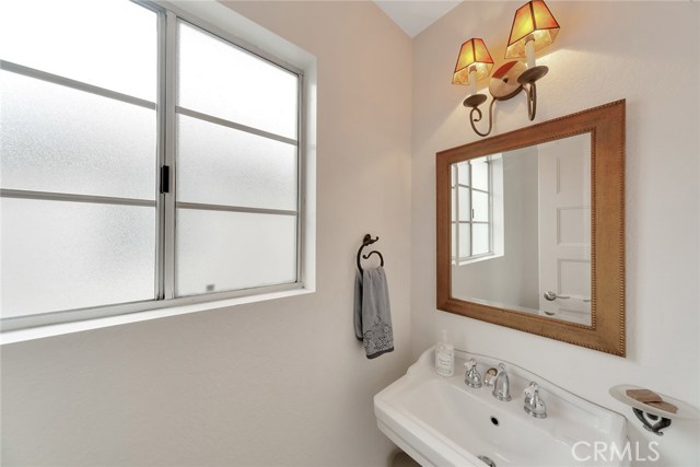 1637 Goodman Avenue, Redondo Beach, California 90278, 3 Bedrooms Bedrooms, ,2 BathroomsBathrooms,Residential,Sold,Goodman,SB20133744