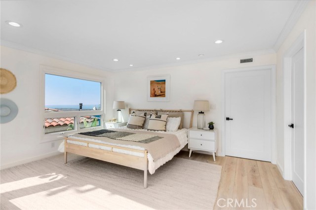 309 20th Place, Manhattan Beach, California 90266, 3 Bedrooms Bedrooms, ,1 BathroomBathrooms,Residential,Sold,20th,SB20217886