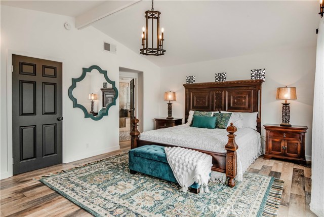1151 Lynngrove Drive, Manhattan Beach, California 90266, 5 Bedrooms Bedrooms, ,3 BathroomsBathrooms,Residential,Sold,Lynngrove,SB20087988