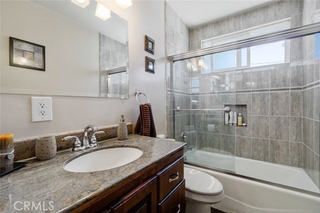 512 Green Lane, Redondo Beach, California 90278, 4 Bedrooms Bedrooms, ,3 BathroomsBathrooms,Residential,Sold,Green,SP19175465