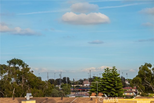 636 Vincent Park, Redondo Beach, California 90277, 3 Bedrooms Bedrooms, ,2 BathroomsBathrooms,Residential,Sold,Vincent Park,SB19274738