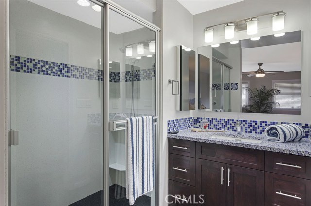 653 Manhattan Beach Boulevard, Manhattan Beach, California 90266, 2 Bedrooms Bedrooms, ,2 BathroomsBathrooms,Residential,Sold,Manhattan Beach,SB19095125