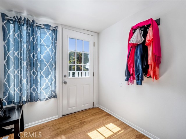 117 Helberta Avenue, Redondo Beach, California 90277, 4 Bedrooms Bedrooms, ,4 BathroomsBathrooms,Residential,Sold,Helberta,SB20097493