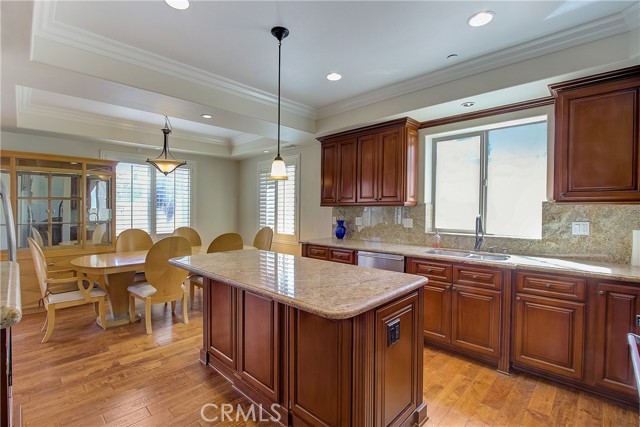 1910 Marshallfield Lane, Redondo Beach, California 90278, 4 Bedrooms Bedrooms, ,4 BathroomsBathrooms,Residential,Sold,Marshallfield,SB21057730