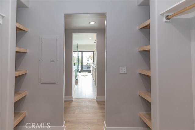 Master Walk In Closet