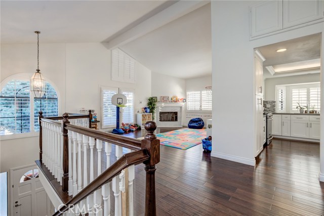 111 Guadalupe Avenue, Redondo Beach, California 90277, 4 Bedrooms Bedrooms, ,3 BathroomsBathrooms,Residential,Sold,Guadalupe,SB20243736