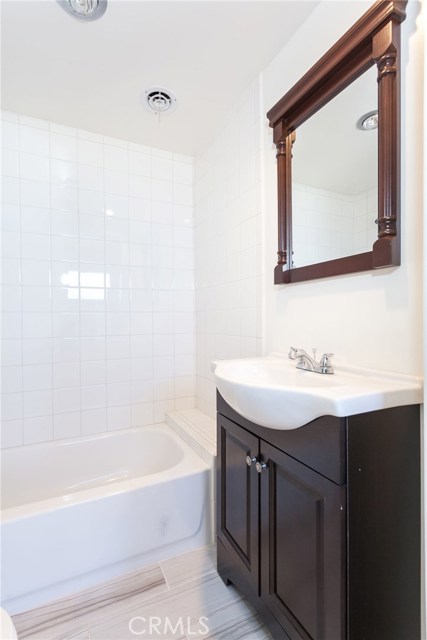 2077 Upland Street, Rancho Palos Verdes, California 90275, 4 Bedrooms Bedrooms, ,2 BathroomsBathrooms,Residential,Sold,Upland,SB19123403