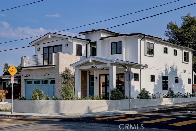 1400 17th Street, Manhattan Beach, California 90266, 5 Bedrooms Bedrooms, ,3 BathroomsBathrooms,Residential,Sold,17th,SB21193120