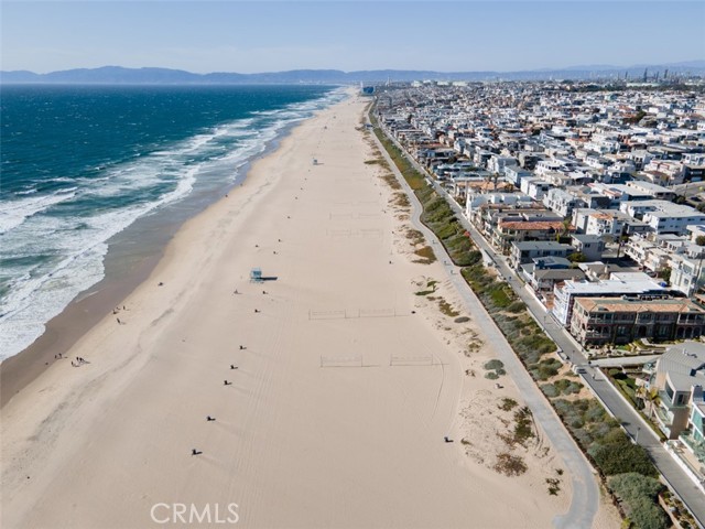 200 Gull Street, Manhattan Beach, California 90266, 3 Bedrooms Bedrooms, ,1 BathroomBathrooms,Residential,Sold,Gull,OC21063409