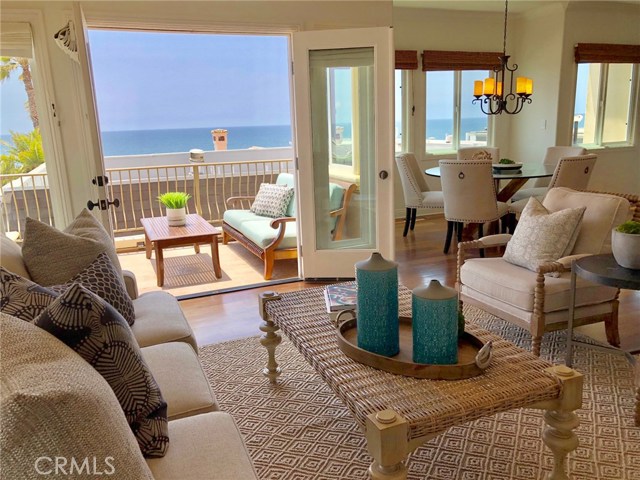 121 15th Street, Manhattan Beach, California 90266, 3 Bedrooms Bedrooms, ,3 BathroomsBathrooms,Residential,Sold,15th,SB18131907