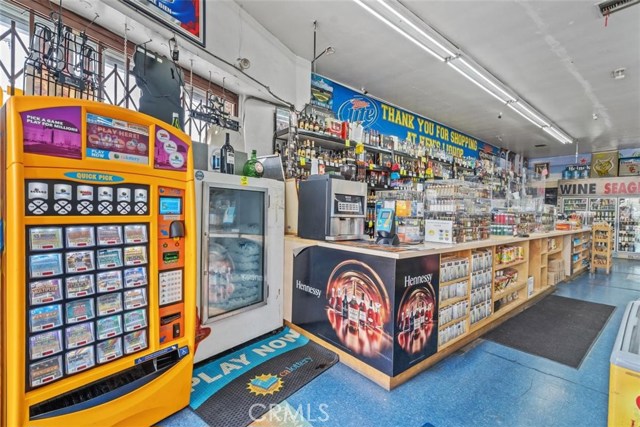 8404 8th, 90305, ,Commercial,For Sale,8th,DW20224505