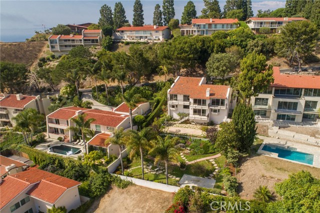 1352 Via Romero, Palos Verdes Estates, California 90274, 4 Bedrooms Bedrooms, ,2 BathroomsBathrooms,Residential,Sold,Via Romero,SB17152847