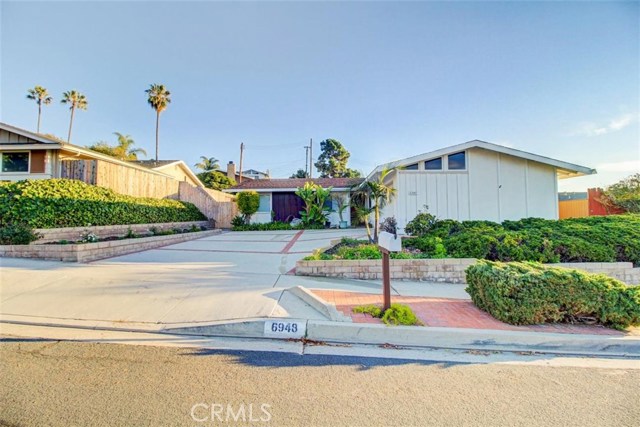 6948 Purple Ridge Drive, Rancho Palos Verdes, California 90275, 3 Bedrooms Bedrooms, ,2 BathroomsBathrooms,Residential,Sold,Purple Ridge,SB20252649