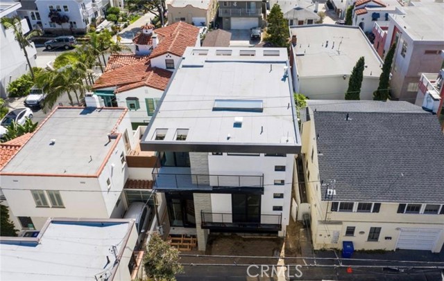 3203 Vista Drive, Manhattan Beach, California 90266, 5 Bedrooms Bedrooms, ,3 BathroomsBathrooms,Residential,Sold,Vista,SB19285710