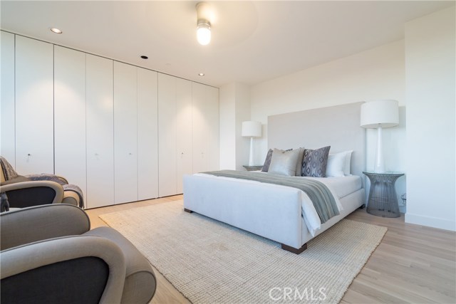 1152 Rowell Avenue, Manhattan Beach, California 90266, 3 Bedrooms Bedrooms, ,2 BathroomsBathrooms,Residential,Sold,Rowell,SB17066274