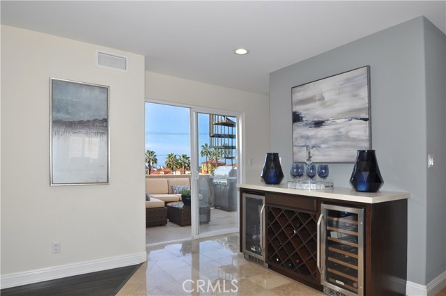 826 15th Street, Hermosa Beach, California 90254, 4 Bedrooms Bedrooms, ,3 BathroomsBathrooms,Residential,Sold,15th,SB19018013