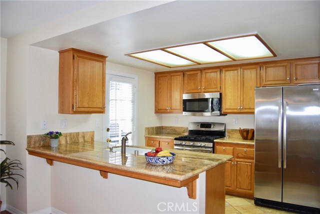 103 Broadway, Redondo Beach, California 90277, 2 Bedrooms Bedrooms, ,2 BathroomsBathrooms,Residential,Sold,Broadway,SB17146325