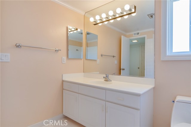 5669 Whitecliff Drive, Rancho Palos Verdes, California 90275, 4 Bedrooms Bedrooms, ,3 BathroomsBathrooms,Residential,Sold,Whitecliff,PV17220054