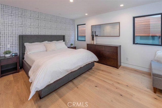 1208 The Strand, Manhattan Beach, California 90266, 2 Bedrooms Bedrooms, ,2 BathroomsBathrooms,Residential,Sold,The Strand,SB20234842