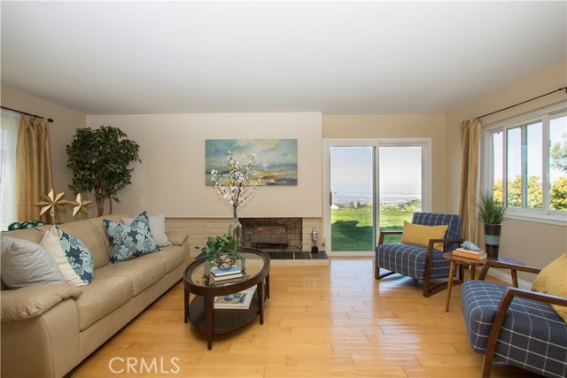 5501 Mistridge Drive, Rancho Palos Verdes, California 90275, 4 Bedrooms Bedrooms, ,2 BathroomsBathrooms,Residential,Sold,Mistridge,PV17153721