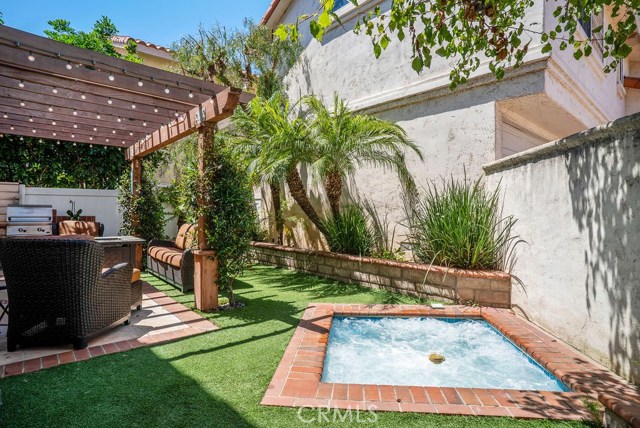 2703 Huntington Lane, Redondo Beach, California 90278, 4 Bedrooms Bedrooms, ,2 BathroomsBathrooms,Residential,Sold,Huntington,SB19175954