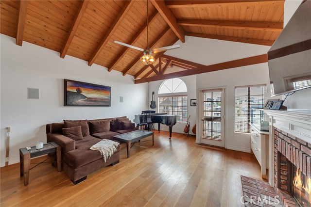 1637 Goodman Avenue, Redondo Beach, California 90278, 3 Bedrooms Bedrooms, ,2 BathroomsBathrooms,Residential,Sold,Goodman,SB20133744