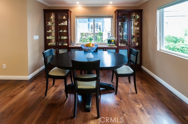 619 Broadway, Redondo Beach, California 90277, 3 Bedrooms Bedrooms, ,2 BathroomsBathrooms,Residential,Sold,Broadway,SB17102336