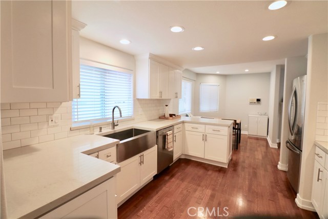2307 Pullman Lane, Redondo Beach, California 90278, 3 Bedrooms Bedrooms, ,2 BathroomsBathrooms,Residential,Sold,Pullman,SB19080396