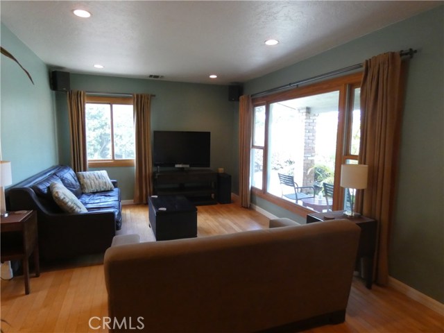 2616 182nd Place, Redondo Beach, California 90278, 3 Bedrooms Bedrooms, ,1 BathroomBathrooms,Residential,Sold,182nd,SB20063647