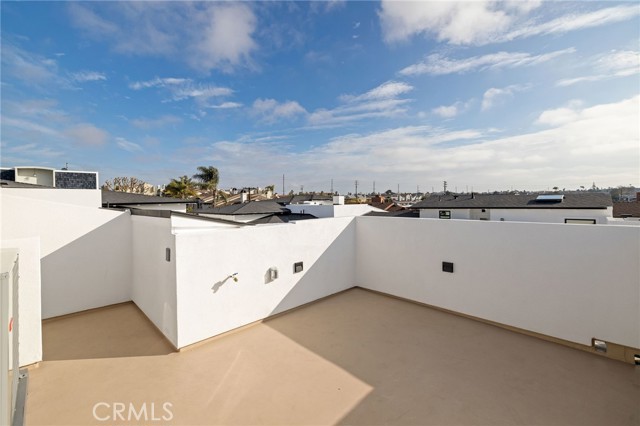 2112 Carnegie Lane, Redondo Beach, California 90278, 4 Bedrooms Bedrooms, ,4 BathroomsBathrooms,Residential,Sold,Carnegie,SB21029708