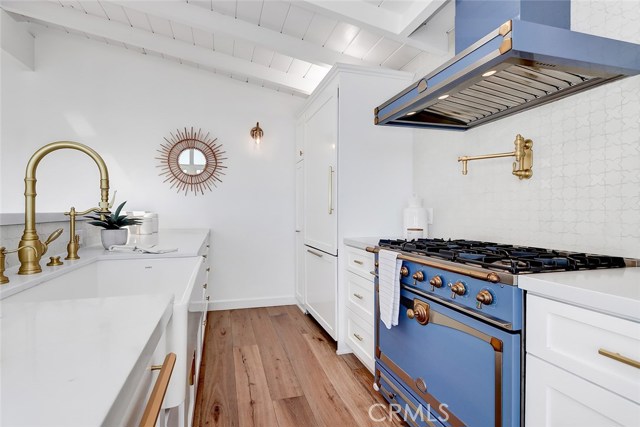 1617 Raymond Avenue, Hermosa Beach, California 90254, 3 Bedrooms Bedrooms, ,2 BathroomsBathrooms,Residential,Sold,Raymond,SB20048539
