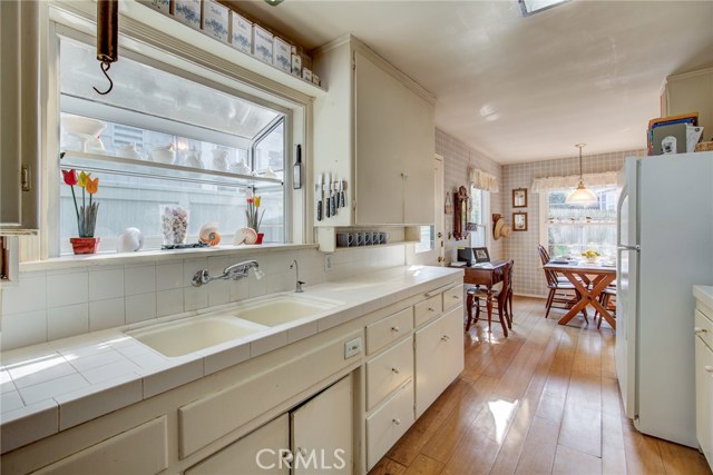 2600 Flournoy Road, Manhattan Beach, California 90266, 4 Bedrooms Bedrooms, ,3 BathroomsBathrooms,Residential,Sold,Flournoy,SB20013855