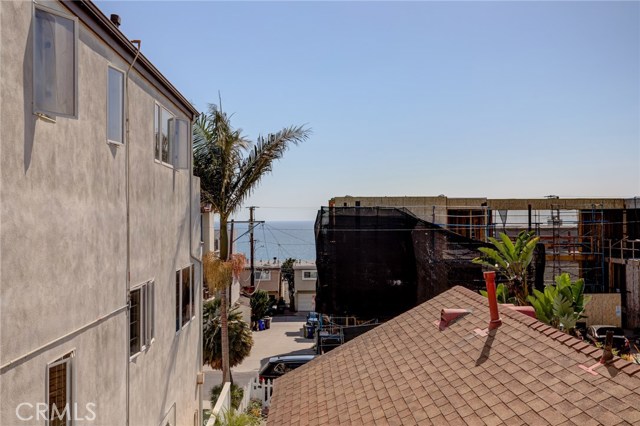 2813 Vista Drive, Manhattan Beach, California 90266, 4 Bedrooms Bedrooms, ,3 BathroomsBathrooms,Residential,Sold,Vista,SB20119545