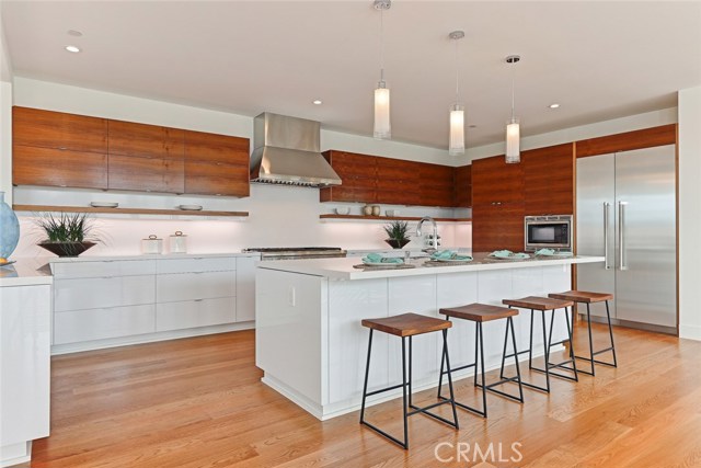 1154 6th Street, Hermosa Beach, California 90254, 4 Bedrooms Bedrooms, ,5 BathroomsBathrooms,Residential,Sold,6th,SB19225837