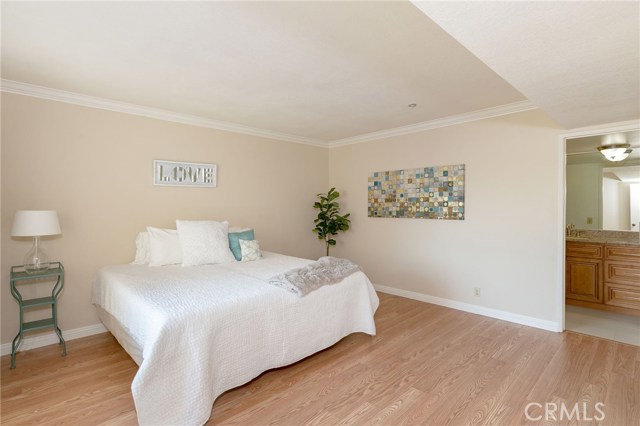 230 Catalina Avenue, Redondo Beach, California 90277, 2 Bedrooms Bedrooms, ,1 BathroomBathrooms,Residential,Sold,Catalina,SB19076545