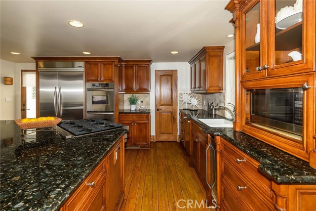 2934 Hermosa Avenue, Hermosa Beach, California 90254, 3 Bedrooms Bedrooms, ,3 BathroomsBathrooms,Residential,Sold,Hermosa,SB18080903
