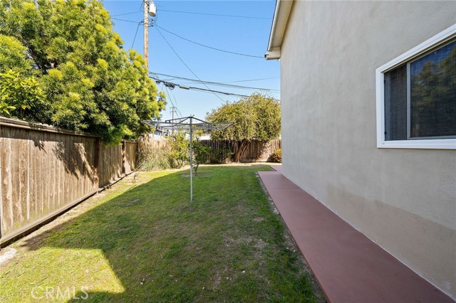 400 Faye Lane, Redondo Beach, California 90277, 4 Bedrooms Bedrooms, ,2 BathroomsBathrooms,Residential,Sold,Faye,SB21058245